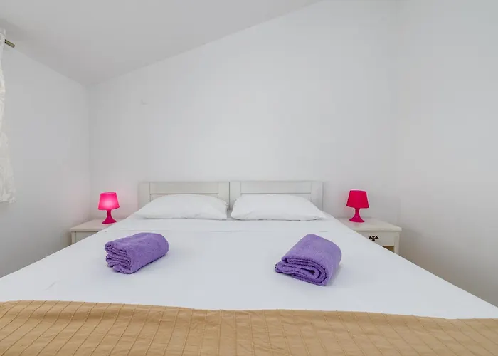 Dolce Far Niente Villa *